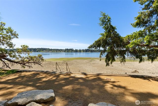 8641 Fernwood Street NE, Olympia, WA 98516