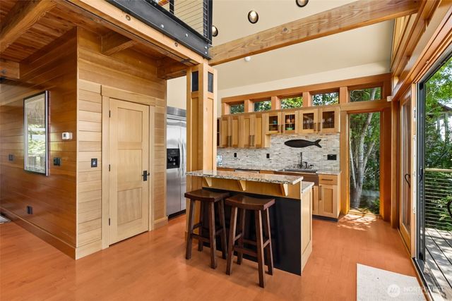 8641 Fernwood Street NE, Olympia, WA 98516
