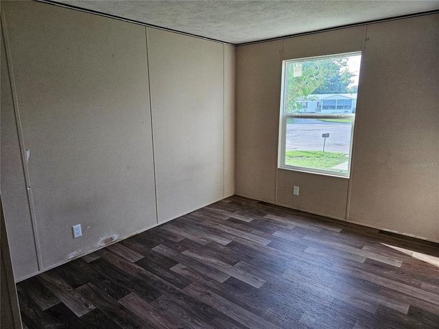 6742 NE 1ST STREET, Ocala, FL 34470