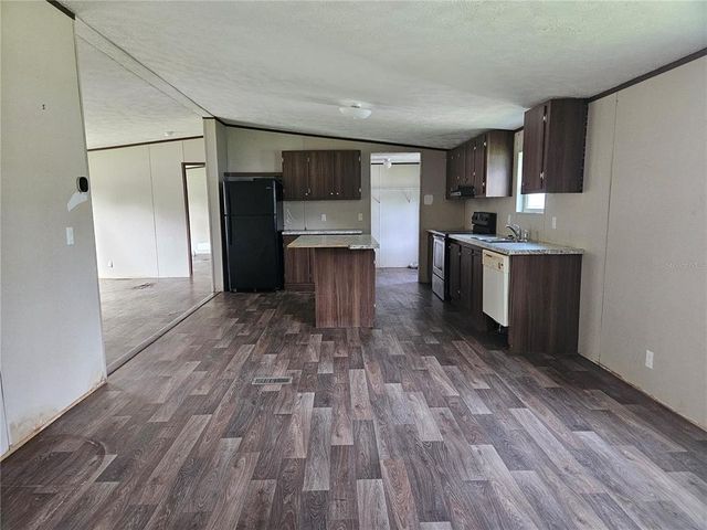 6742 NE 1ST STREET, Ocala, FL 34470