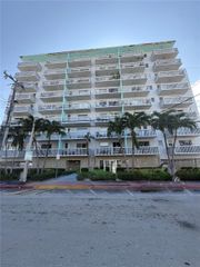 7620 Carlyle Ave 502, Miami Beach, FL 33141