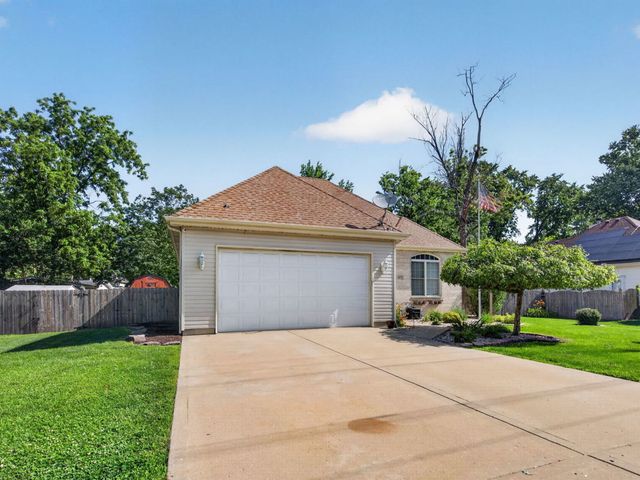 878 W Kennedy Road, Braidwood, IL 60408