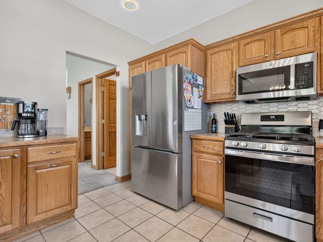 878 W Kennedy Road, Braidwood, IL 60408
