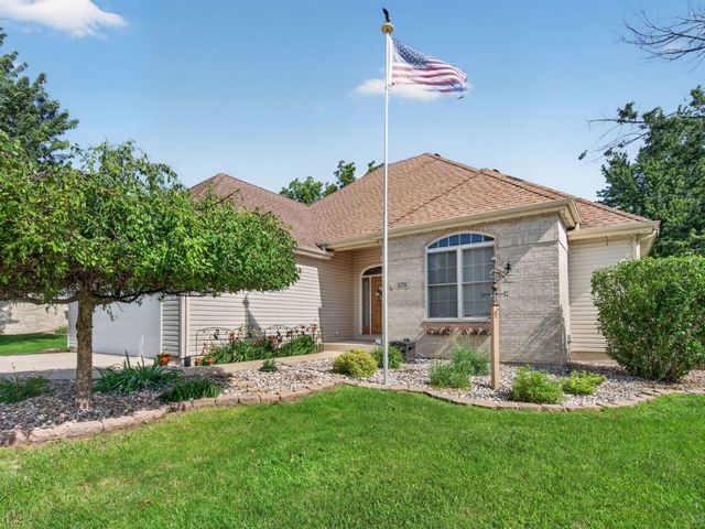 878 W Kennedy Road, Braidwood, IL 60408