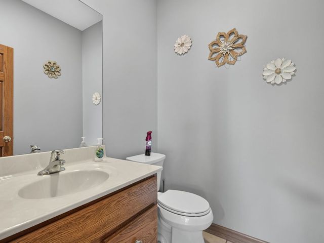 878 W Kennedy Road, Braidwood, IL 60408