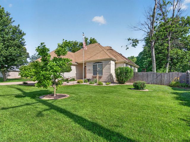 878 W Kennedy Road, Braidwood, IL 60408