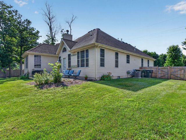 878 W Kennedy Road, Braidwood, IL 60408