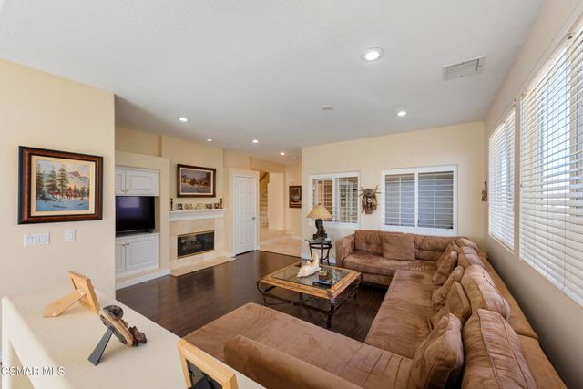 1480 Sappanwood Avenue, Thousand Oaks, CA 91320