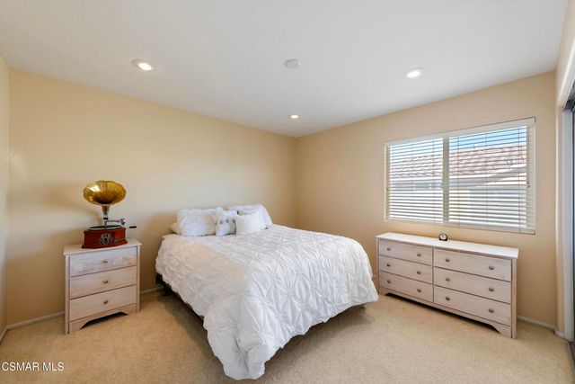 1480 Sappanwood Avenue, Thousand Oaks, CA 91320