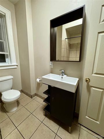 4322 McRee Avenue, St Louis, MO 63110