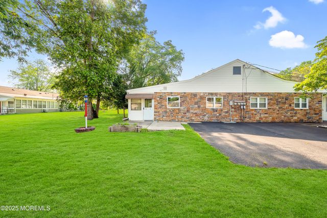 5 Chestnut Street C, Toms River, NJ 08757