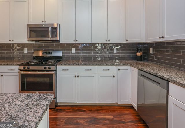 4669 Sierra Creek Drive, Hoschton, GA 30548