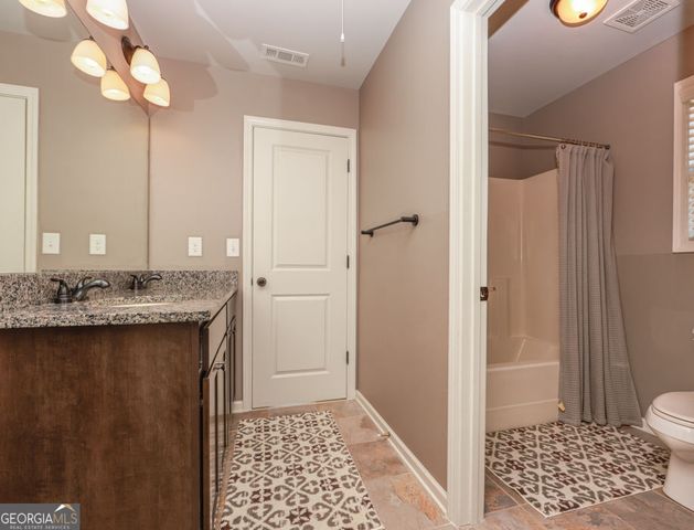 4669 Sierra Creek Drive, Hoschton, GA 30548