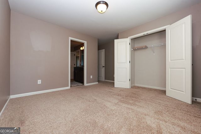 4669 Sierra Creek Drive, Hoschton, GA 30548