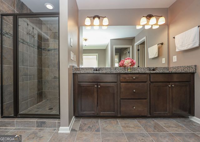 4669 Sierra Creek Drive, Hoschton, GA 30548