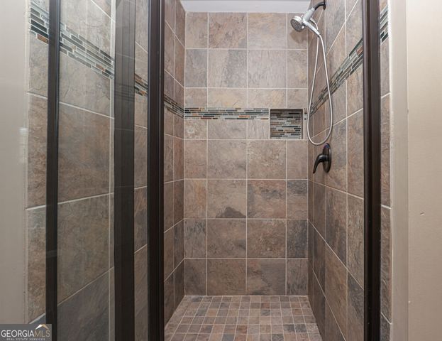 4669 Sierra Creek Drive, Hoschton, GA 30548