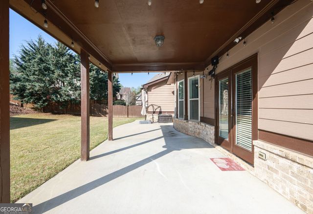 4669 Sierra Creek Drive, Hoschton, GA 30548