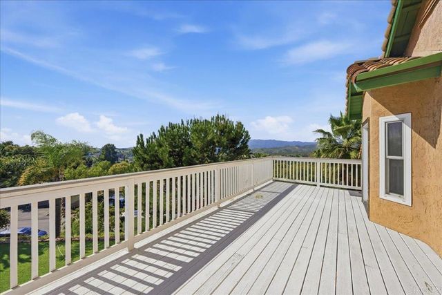 842 Porter Way, Fallbrook, CA 92028