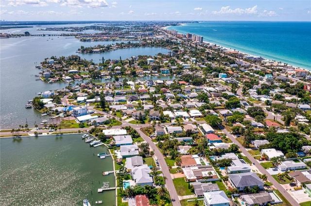 307 161ST AVENUE, Redington Beach, FL 33708