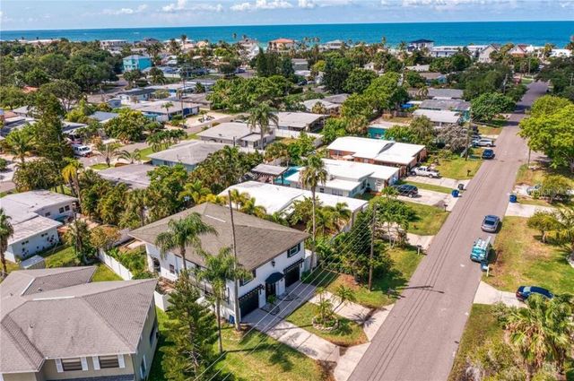 307 161ST AVENUE, Redington Beach, FL 33708