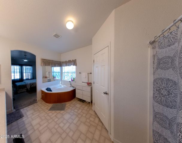 14361 S PADRES Road, Arizona City, AZ 85123