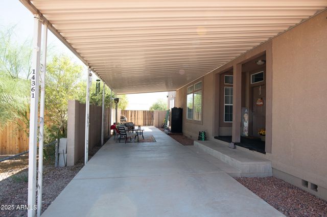 14361 S PADRES Road, Arizona City, AZ 85123