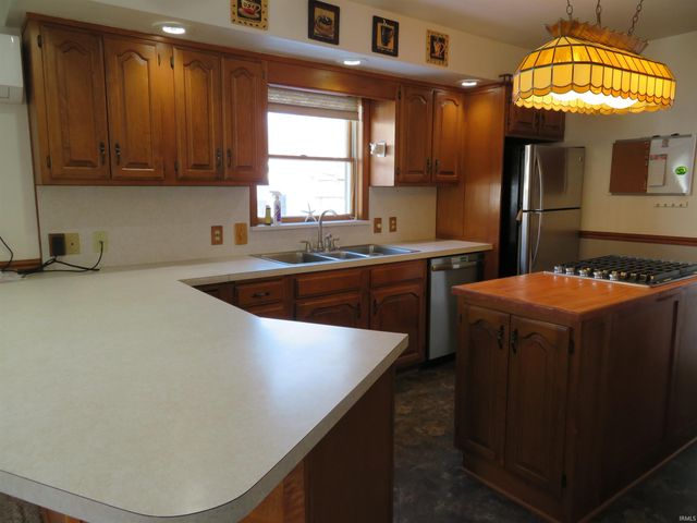 211 W Section Street, Milford, IN 46542