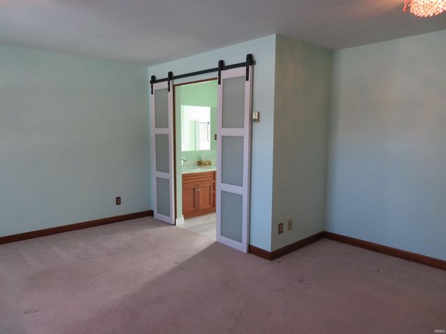 211 W Section Street, Milford, IN 46542