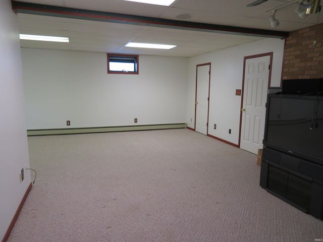 211 W Section Street, Milford, IN 46542