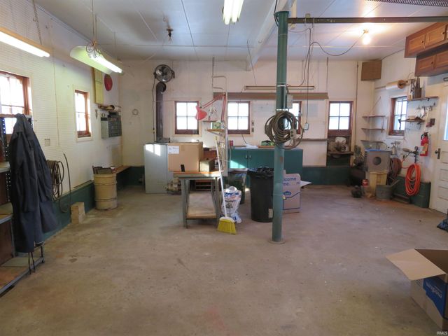 211 W Section Street, Milford, IN 46542