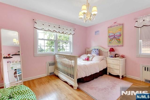 694 Center Street House, Ridgefield, NJ 07657