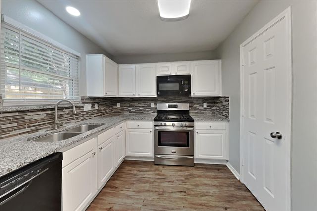 31315 Copperleaf Drive, Spring, TX 77386
