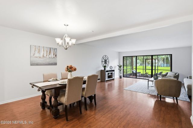 7910 LOS ROBLES Court, Jacksonville, FL 32256