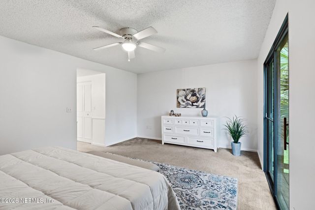 7910 LOS ROBLES Court, Jacksonville, FL 32256