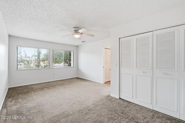 7910 LOS ROBLES Court, Jacksonville, FL 32256