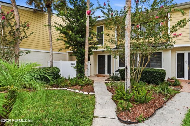 7910 LOS ROBLES Court, Jacksonville, FL 32256