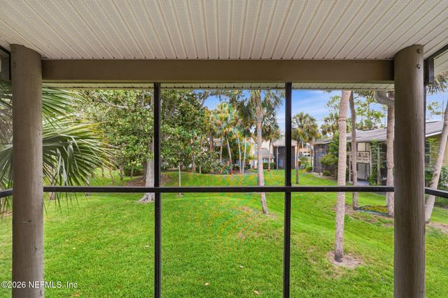 7910 LOS ROBLES Court, Jacksonville, FL 32256