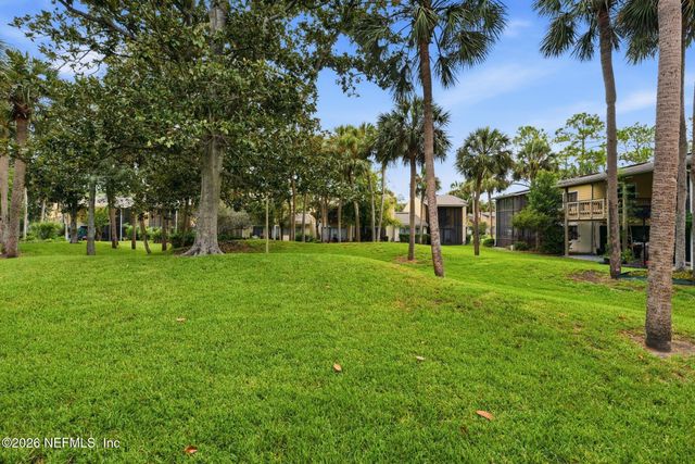7910 LOS ROBLES Court, Jacksonville, FL 32256
