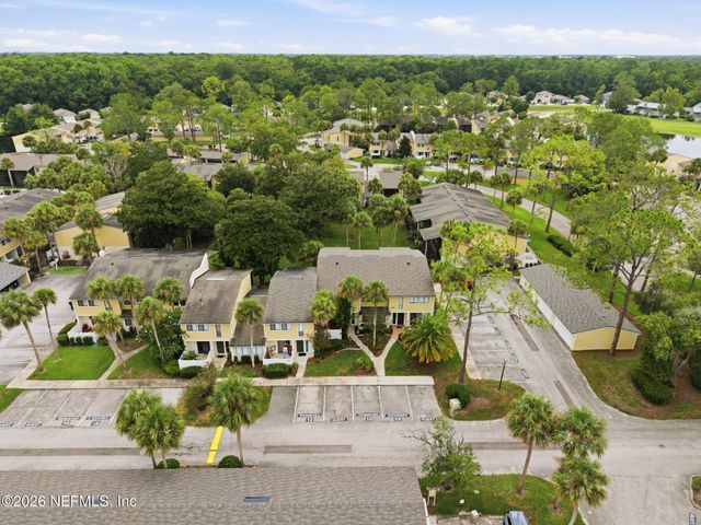 7910 LOS ROBLES Court, Jacksonville, FL 32256