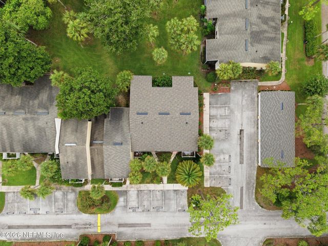 7910 LOS ROBLES Court, Jacksonville, FL 32256
