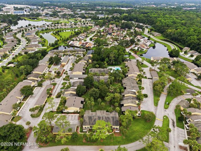 7910 LOS ROBLES Court, Jacksonville, FL 32256