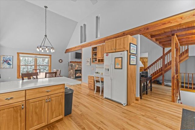 187 Lower Moulton Lane, Stowe, VT 05672