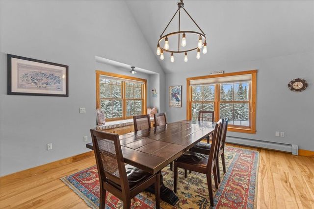 187 Lower Moulton Lane, Stowe, VT 05672