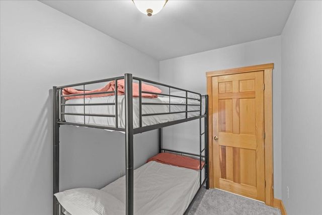 187 Lower Moulton Lane, Stowe, VT 05672