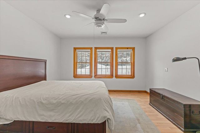 187 Lower Moulton Lane, Stowe, VT 05672