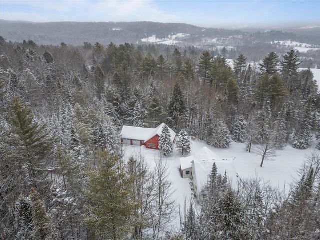 187 Lower Moulton Lane, Stowe, VT 05672