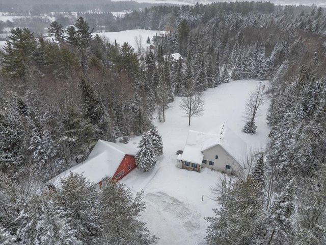 187 Lower Moulton Lane, Stowe, VT 05672