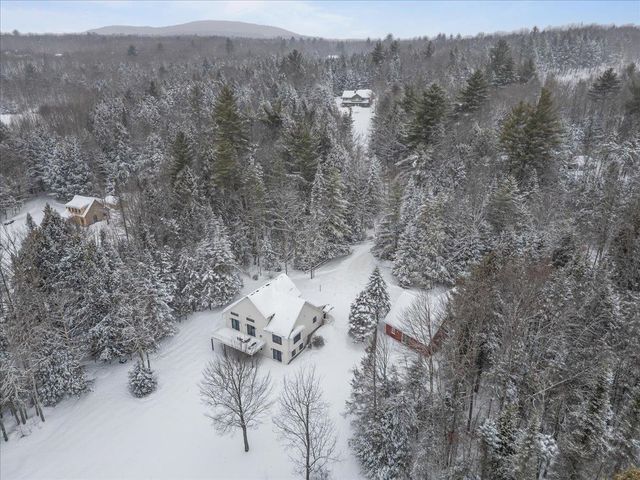187 Lower Moulton Lane, Stowe, VT 05672