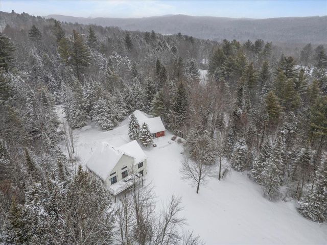 187 Lower Moulton Lane, Stowe, VT 05672