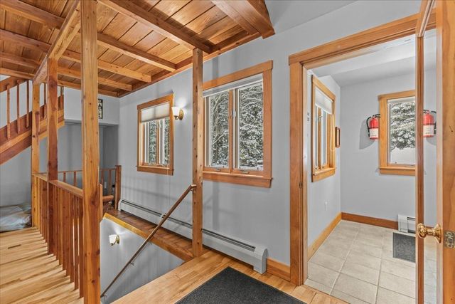 187 Lower Moulton Lane, Stowe, VT 05672